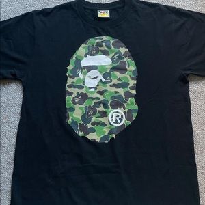 Size L Bape T-Shirt Never worn, brand new